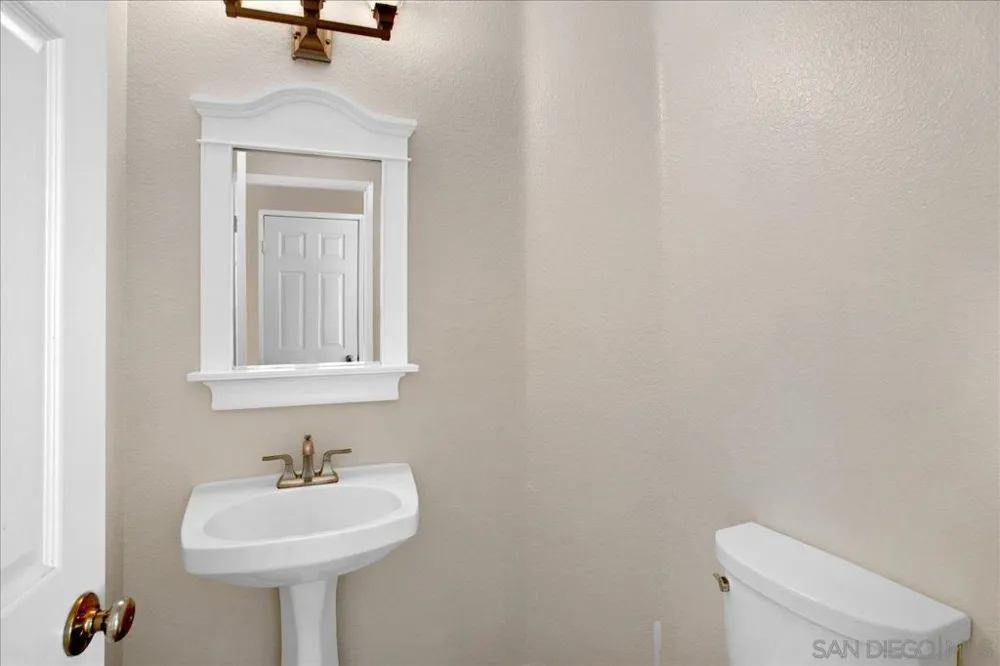 1055 Cottage Encinitas, CA 92024