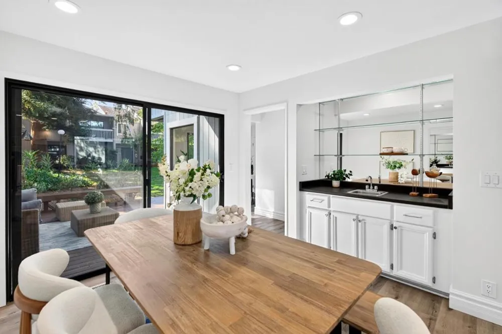 131 Ortega Avenue Mountain View, CA 94040
