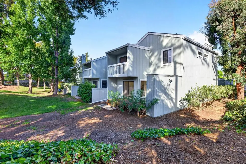 131 Ortega Avenue Mountain View, CA 94040