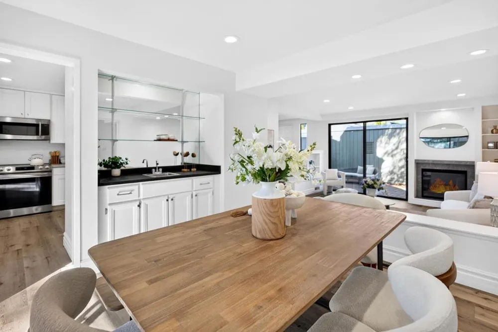 131 Ortega Avenue Mountain View, CA 94040