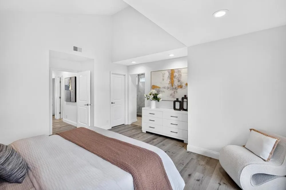 131 Ortega Avenue Mountain View, CA 94040