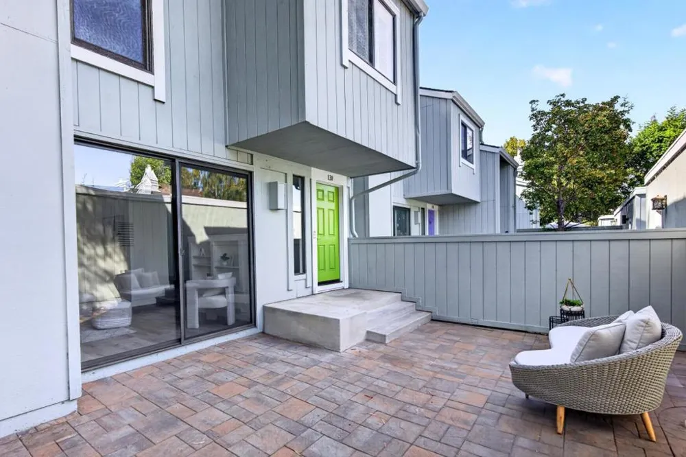 131 Ortega Avenue Mountain View, CA 94040
