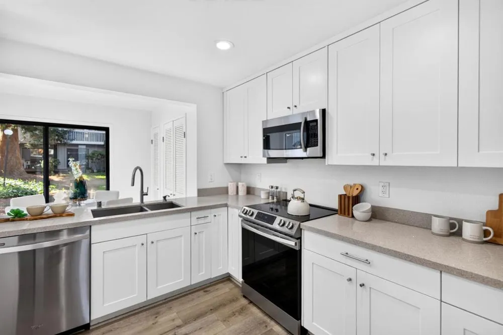 131 Ortega Avenue Mountain View, CA 94040