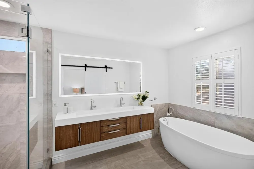 131 Ortega Avenue Mountain View, CA 94040