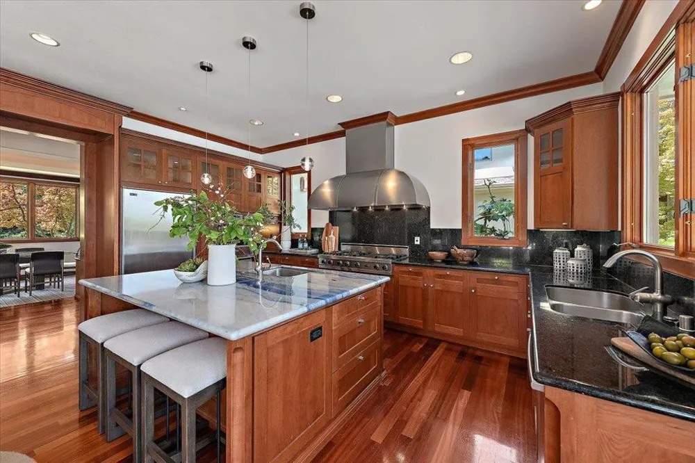 26541 Purissima Road Los Altos Hills, CA 94022