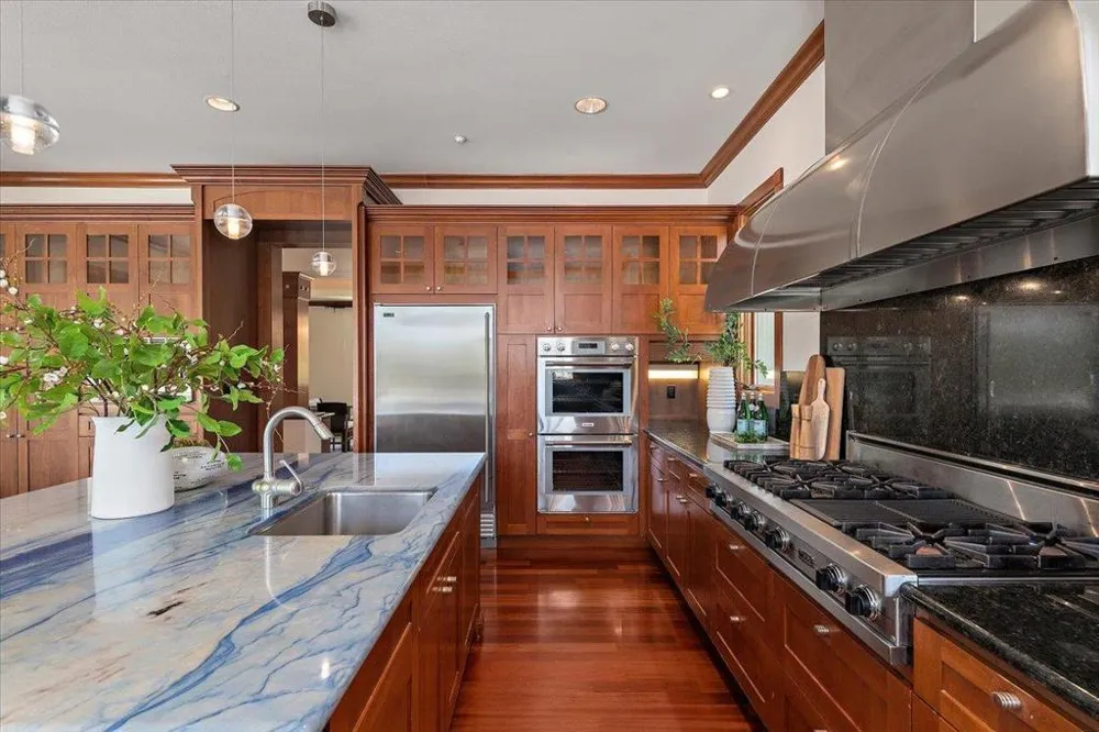26541 Purissima Road Los Altos Hills, CA 94022