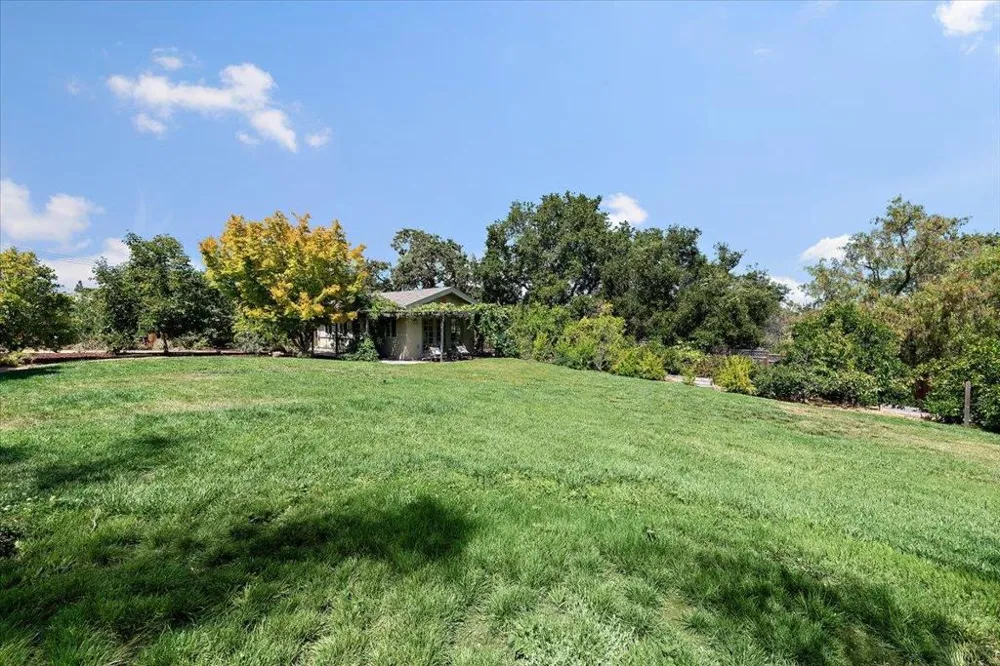 26541 Purissima Road Los Altos Hills, CA 94022