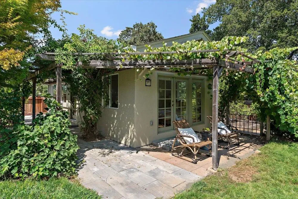 26541 Purissima Road Los Altos Hills, CA 94022