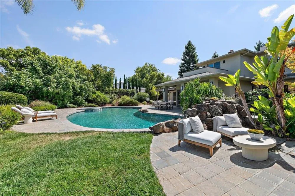 26541 Purissima Road Los Altos Hills, CA 94022