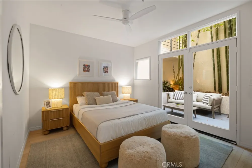 3019 3rd Street #202 Santa Monica, CA 90405