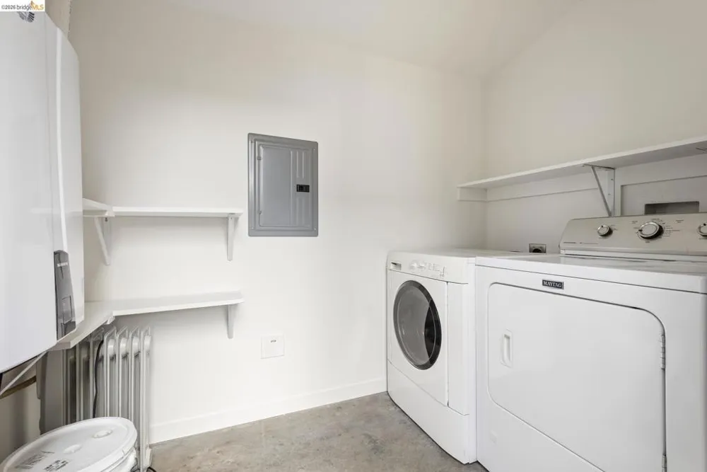 1905 Chestnut St Berkeley, CA 94702