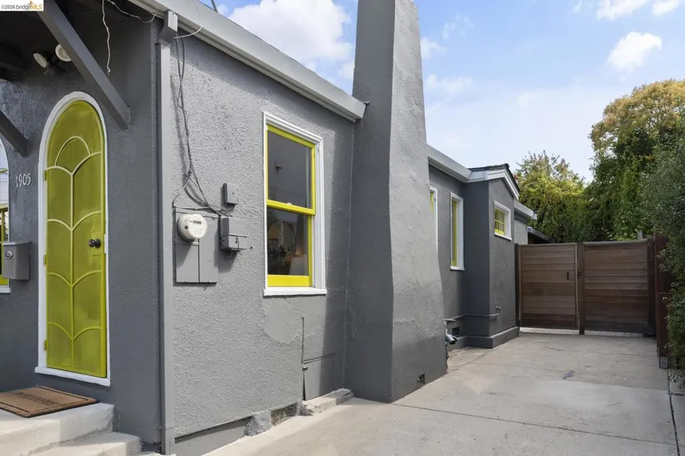 1905 Chestnut St Berkeley, CA 94702