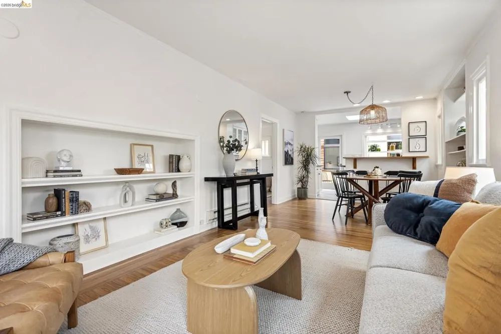 1905 Chestnut St Berkeley, CA 94702