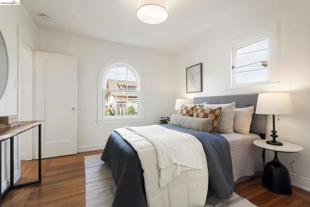 1905 Chestnut St Berkeley, CA 94702