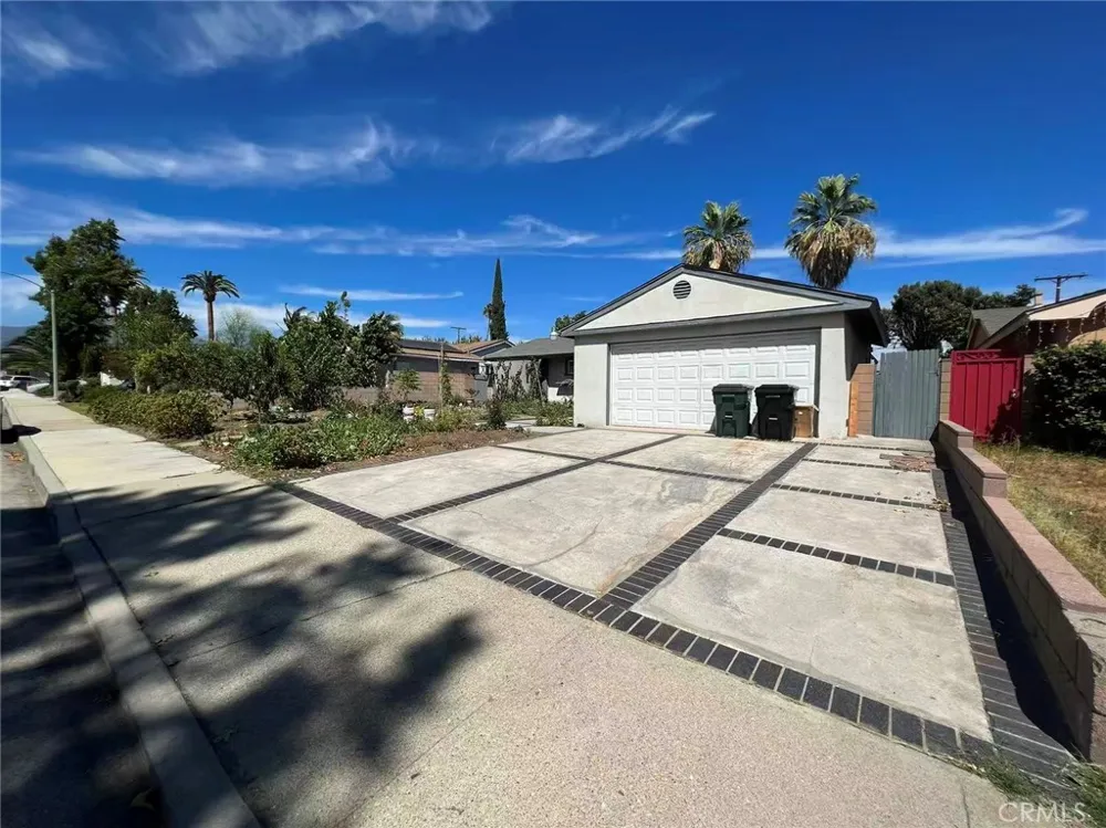 1522 Densmore Street Pomona, CA 91767