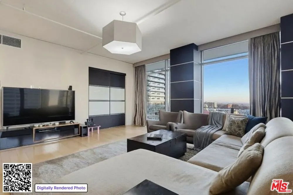 1100 S Hope Street #1302 Los Angeles, CA 90015