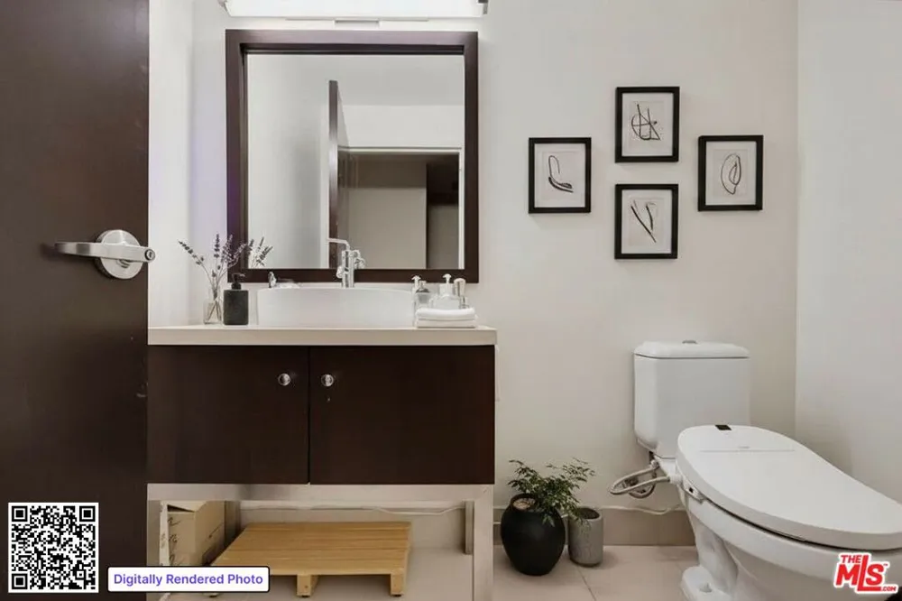 1100 S Hope Street #1302 Los Angeles, CA 90015
