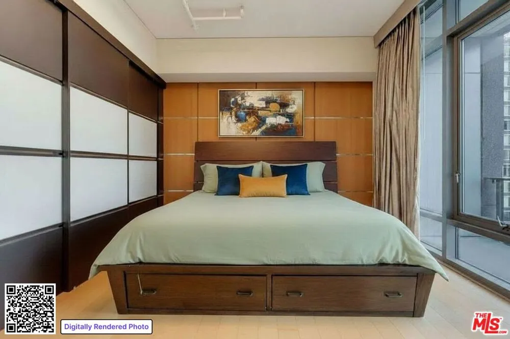 1100 S Hope Street #1302 Los Angeles, CA 90015
