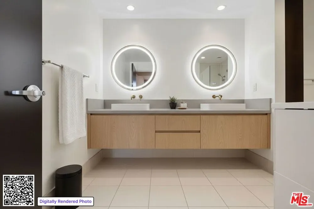 1100 S Hope Street #1302 Los Angeles, CA 90015
