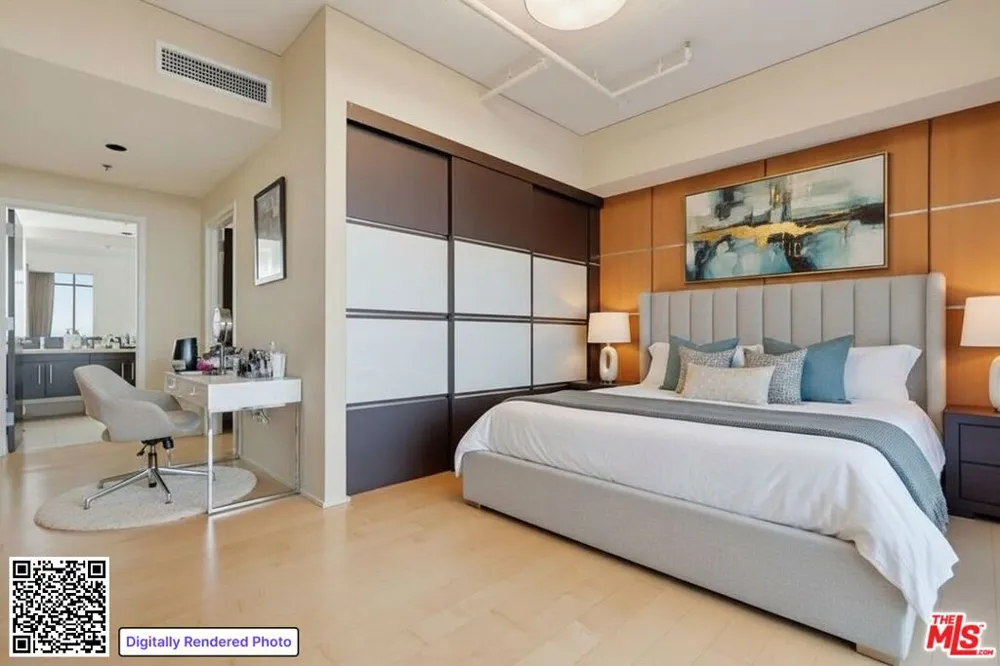 1100 S Hope Street #1302 Los Angeles, CA 90015