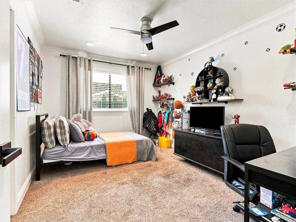 805 E Kelso Fresno, CA 93720