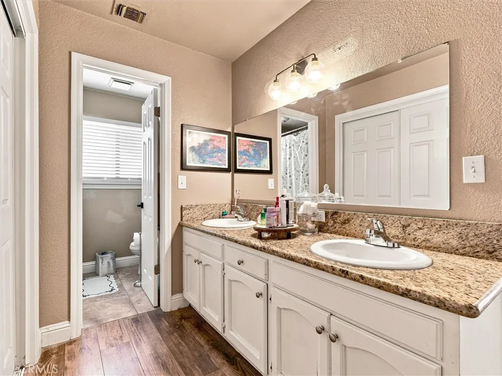 805 E Kelso Fresno, CA 93720