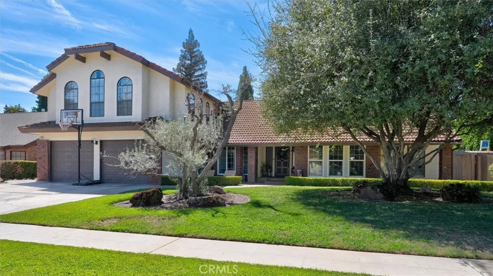 805 E Kelso Fresno, CA 93720