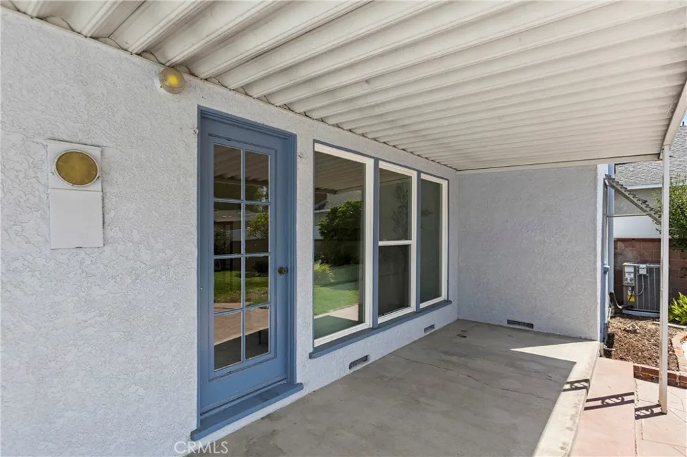 2842 Silva Street Lakewood, CA 90712