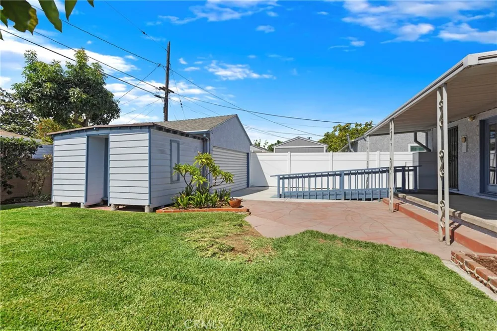 2842 Silva Street Lakewood, CA 90712