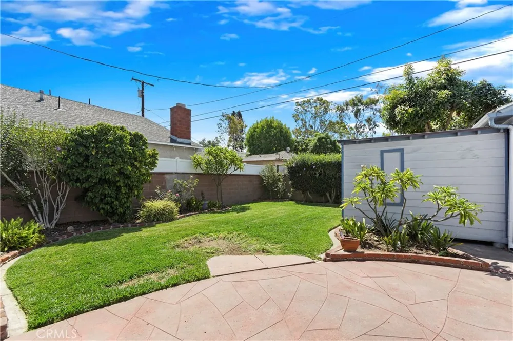 2842 Silva Street Lakewood, CA 90712