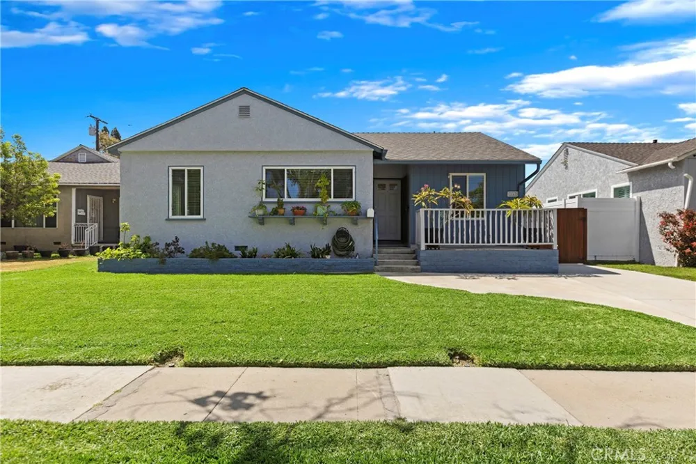 2842 Silva Street Lakewood, CA 90712