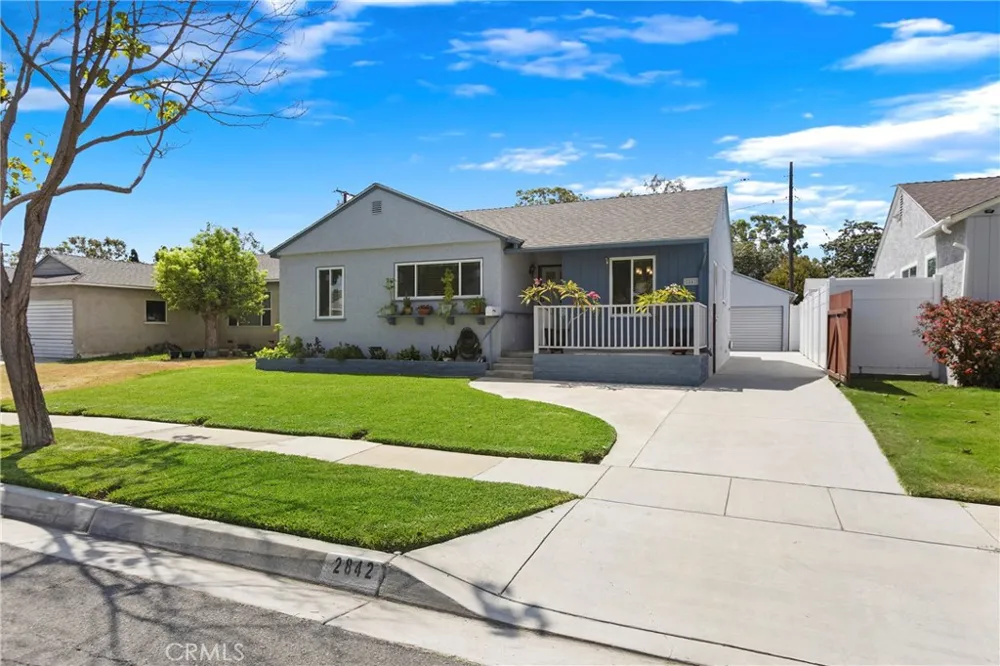2842 Silva Street Lakewood, CA 90712