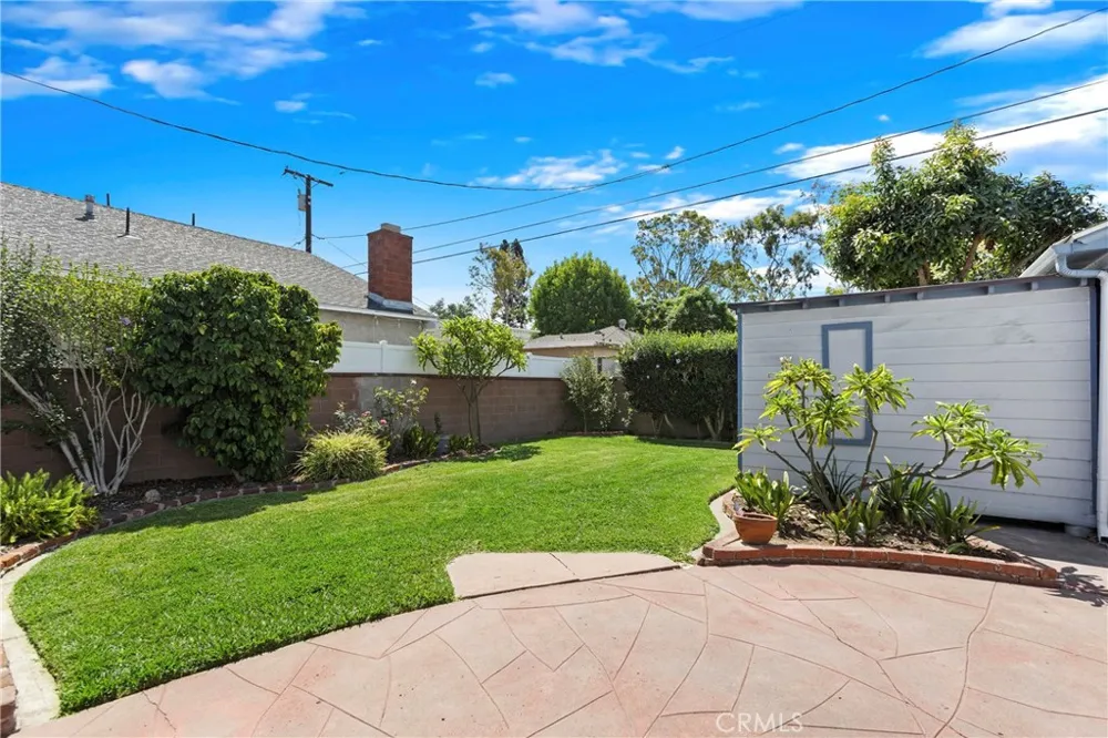 2842 Silva Street Lakewood, CA 90712