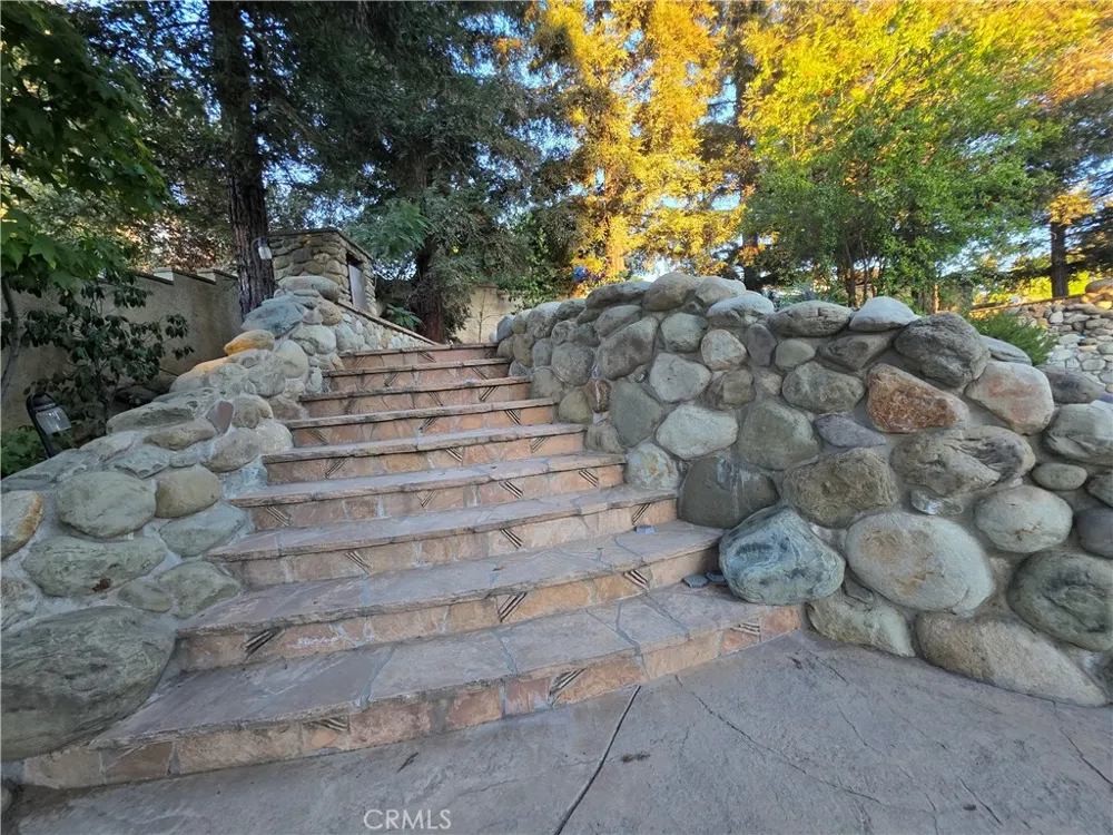 13557 Pineridge Court Yucaipa, CA 92399