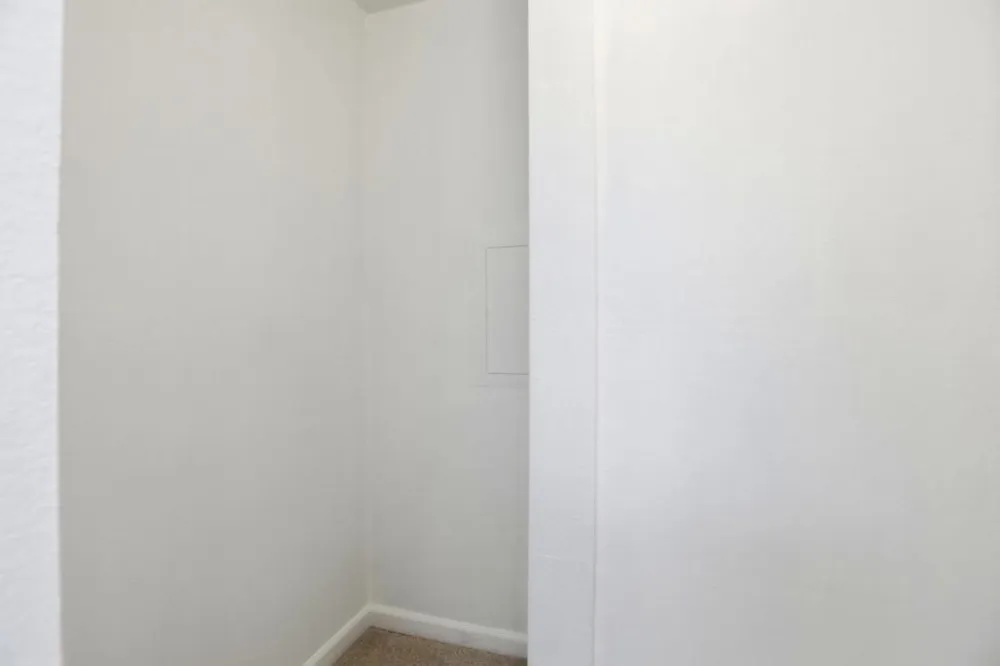 1140 Continentals Way Belmont, CA 94002