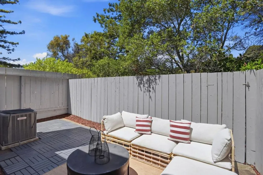 1140 Continentals Way Belmont, CA 94002