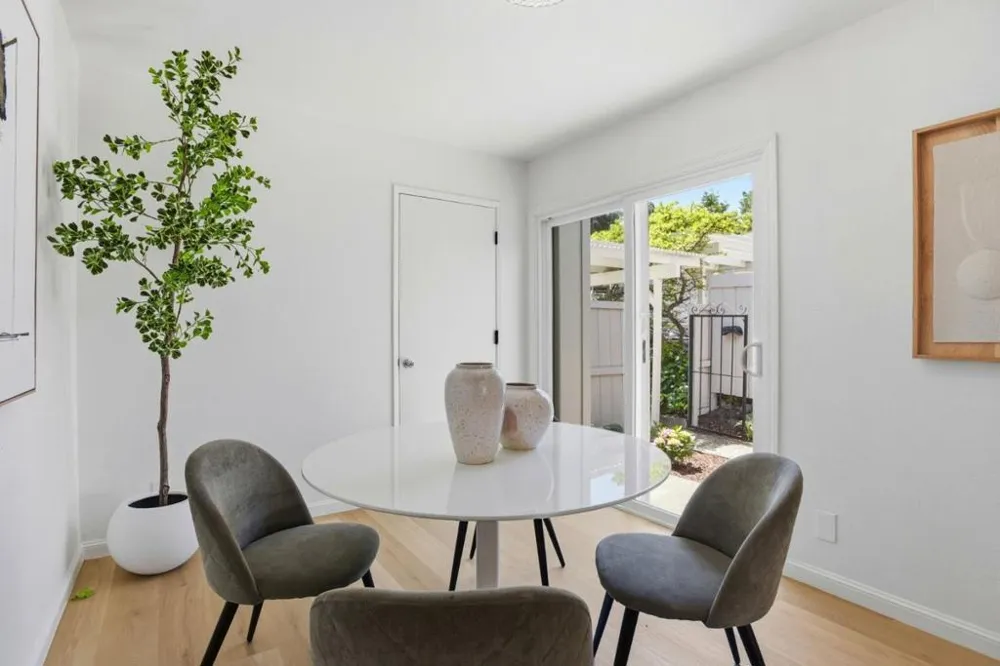 1140 Continentals Way Belmont, CA 94002