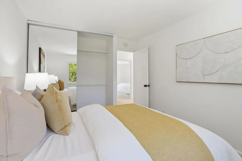 1140 Continentals Way Belmont, CA 94002