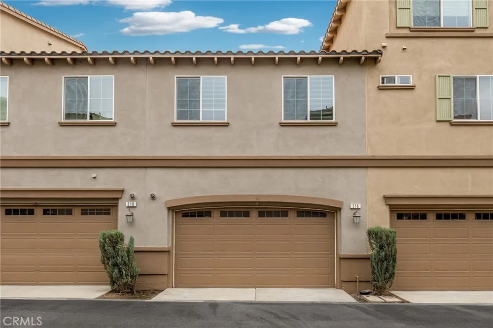 316 Calvados Azusa, CA 91702