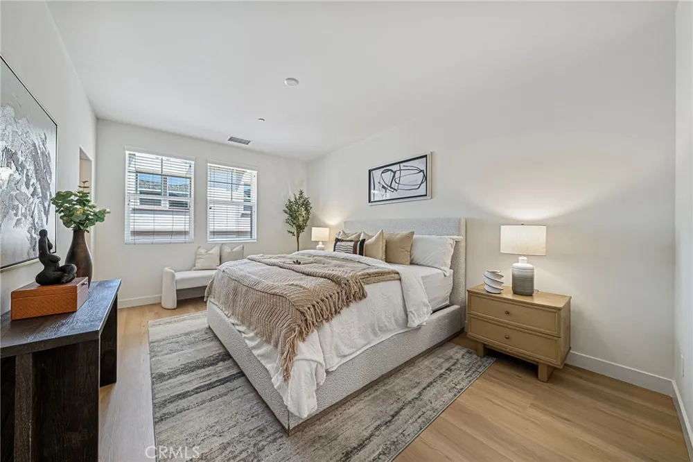 316 Calvados Azusa, CA 91702