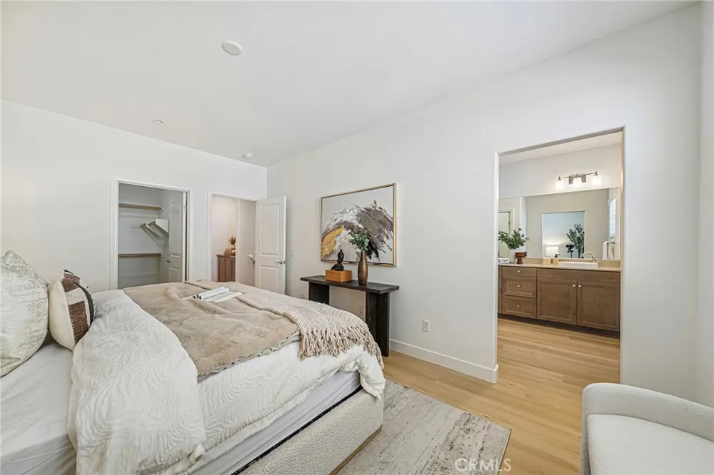 316 Calvados Azusa, CA 91702