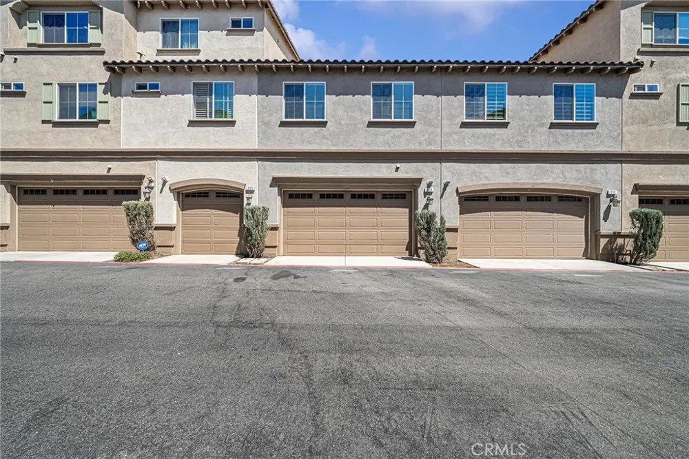316 Calvados Azusa, CA 91702