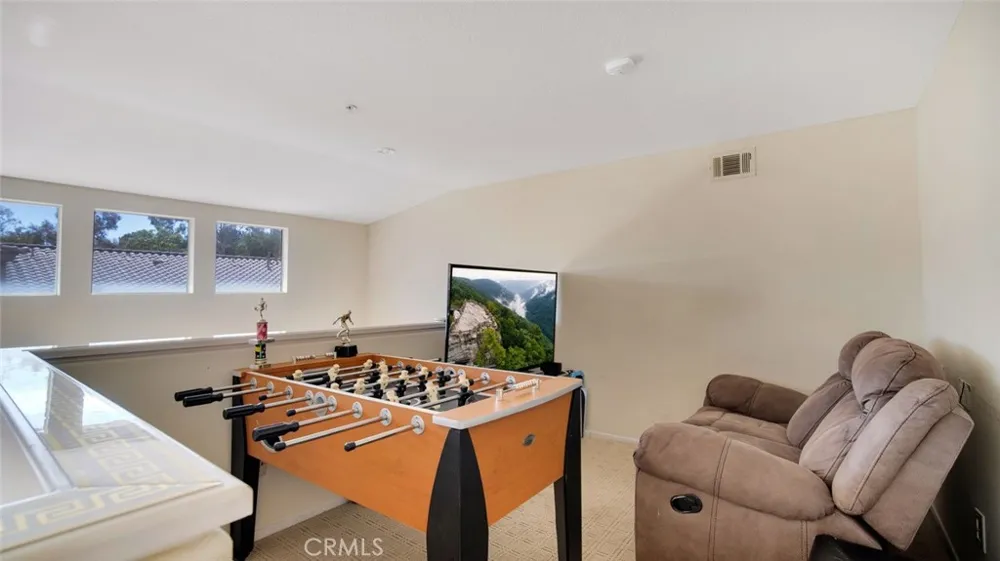 61 Tierra Montanosa Rancho Santa Margarita, CA 92688