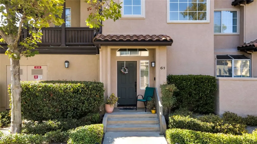 61 Tierra Montanosa Rancho Santa Margarita, CA 92688
