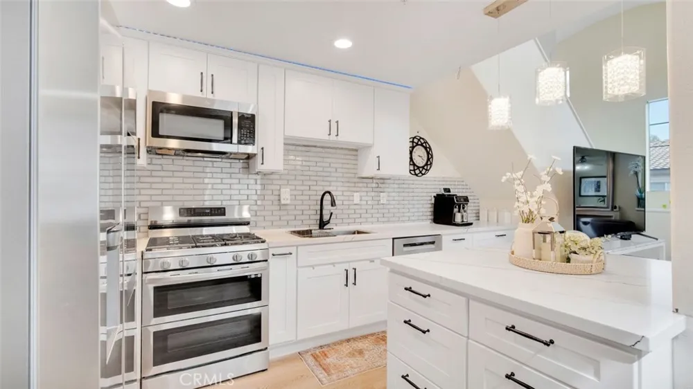 61 Tierra Montanosa Rancho Santa Margarita, CA 92688
