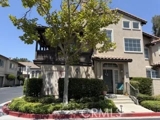 61 Tierra Montanosa Rancho Santa Margarita, CA 92688
