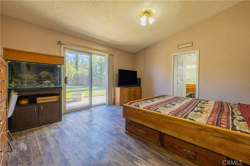 10011 Solano Victorville, CA 92392