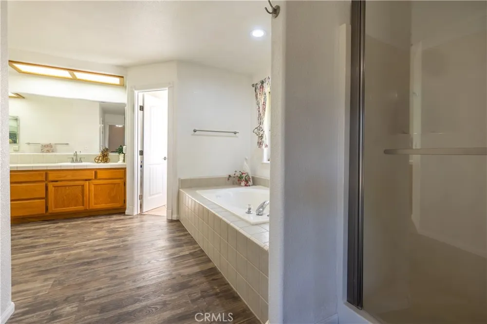 10011 Solano Victorville, CA 92392
