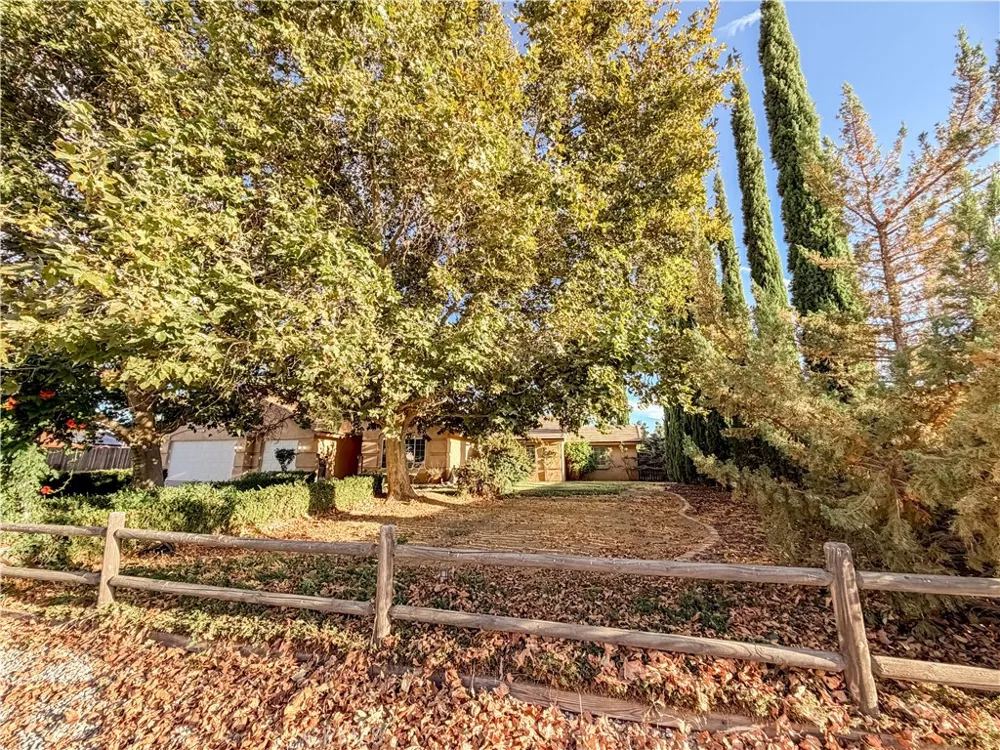 10011 Solano Victorville, CA 92392