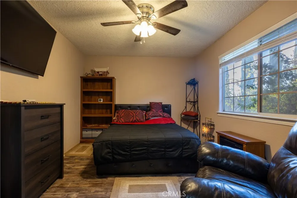 10011 Solano Victorville, CA 92392